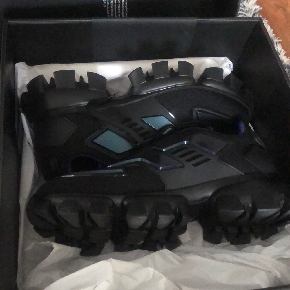 Black Prada cloudbust